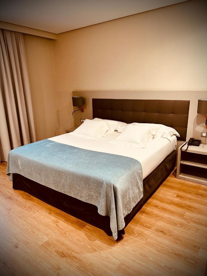 Mercure Carlton Rioja Logroño Kültér fotó