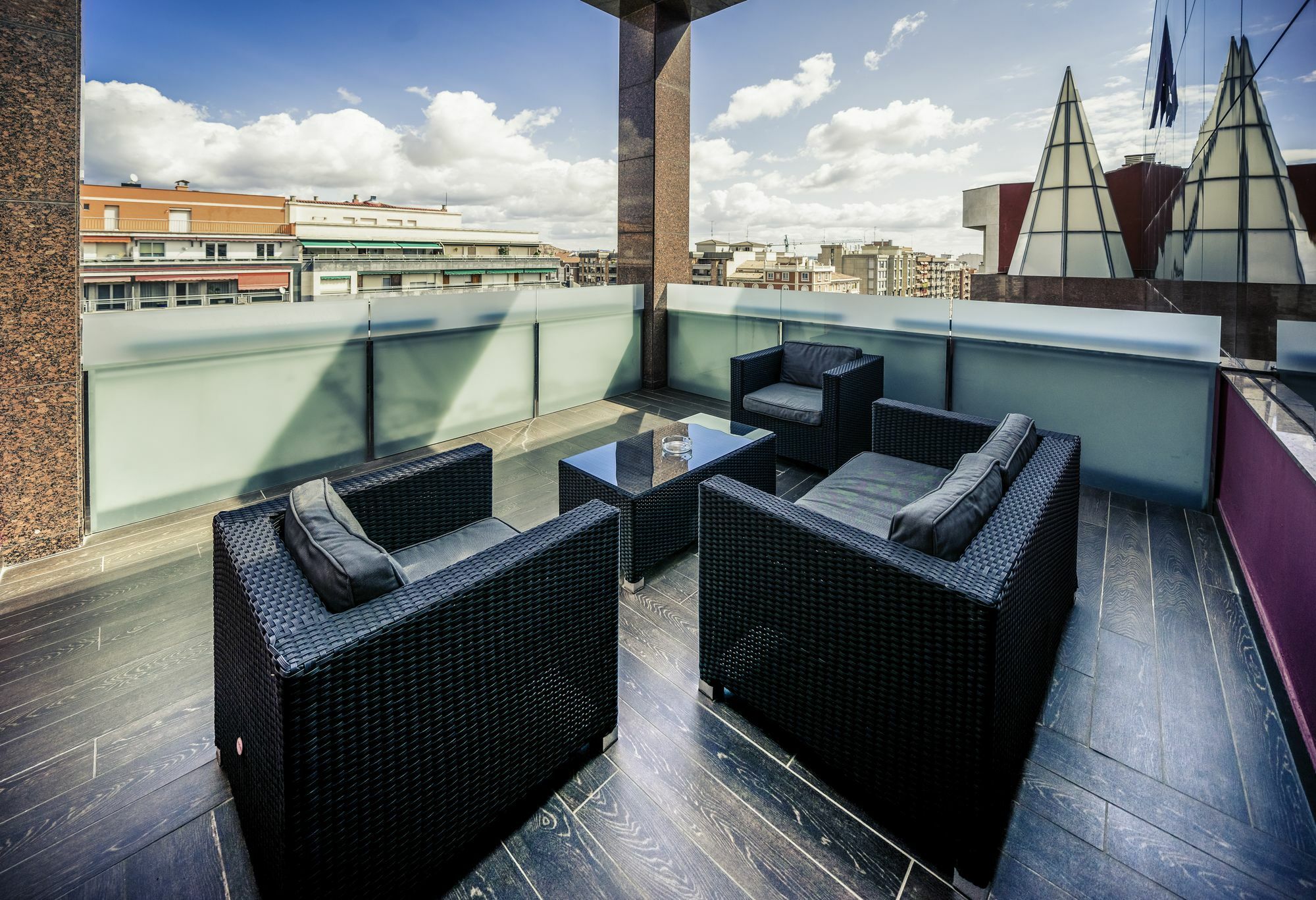 Mercure Carlton Rioja Logroño Kültér fotó